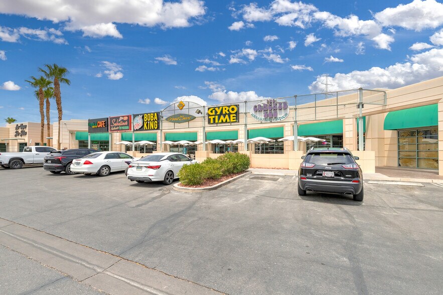 7660 W Cheyenne Ave, Las Vegas, NV for lease - Building Photo - Image 2 of 9