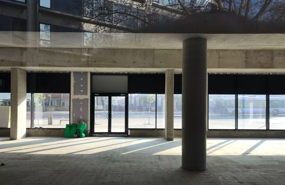 32 Isambard Brunel Rd, Portsmouth for lease Interior Photo- Image 1 of 2