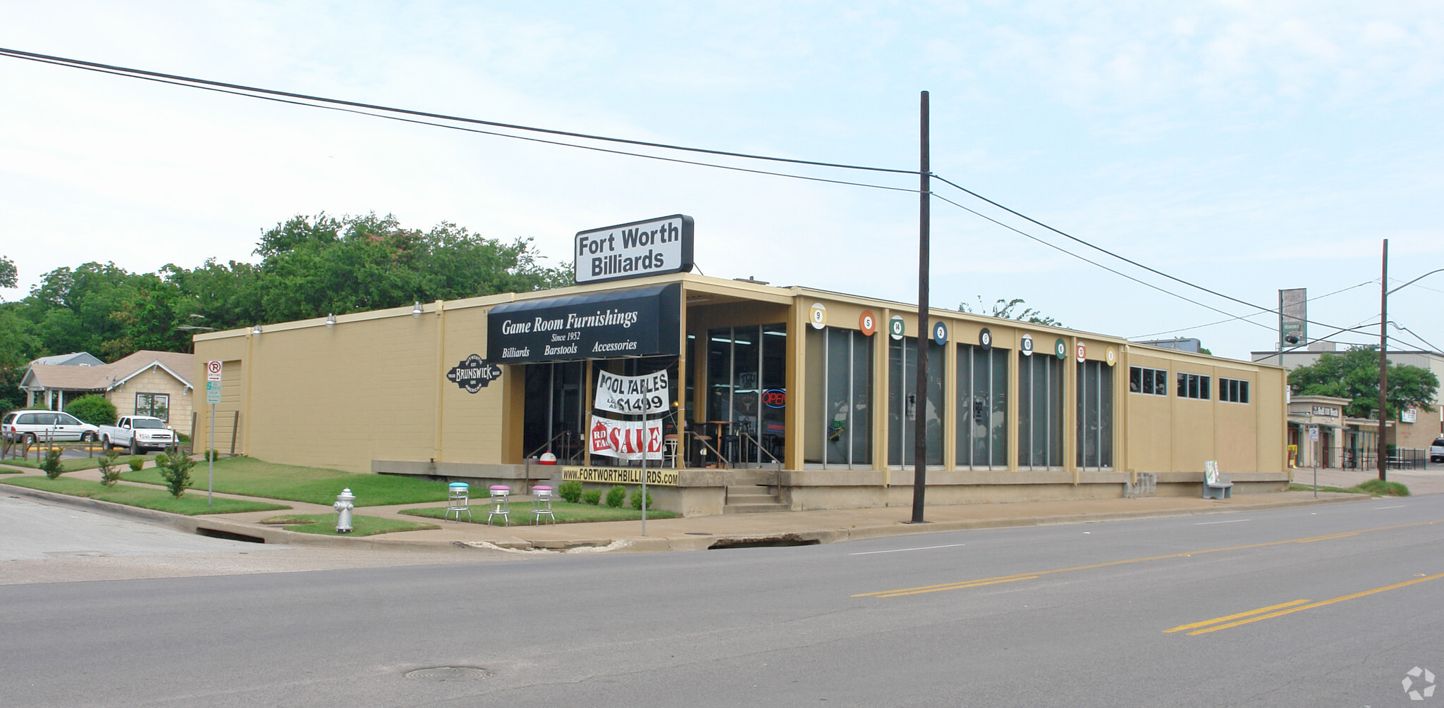 2312 Montgomery Ave, Fort Worth, TX for lease Building Photo- Image 1 of 3