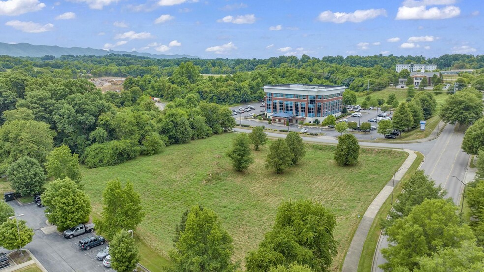 609 Med Tech Pky, Johnson City, TN for sale - Aerial - Image 3 of 5