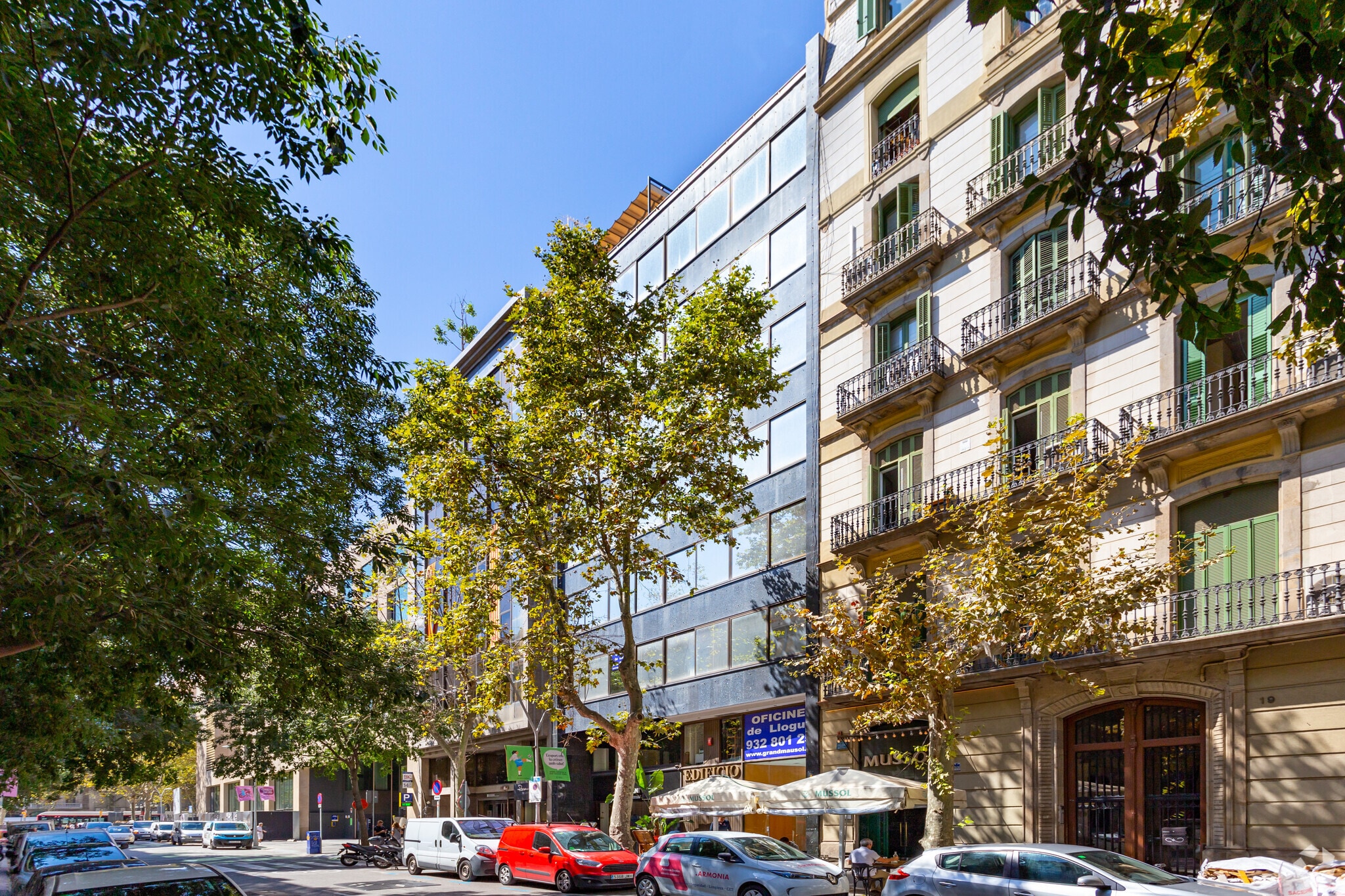 Office in Barcelona, Barcelona for lease Building Photo- Image 1 of 4