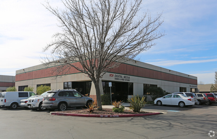 3908 Valley Ave, Pleasanton, CA for lease - Building Photo - Image 3 of 4