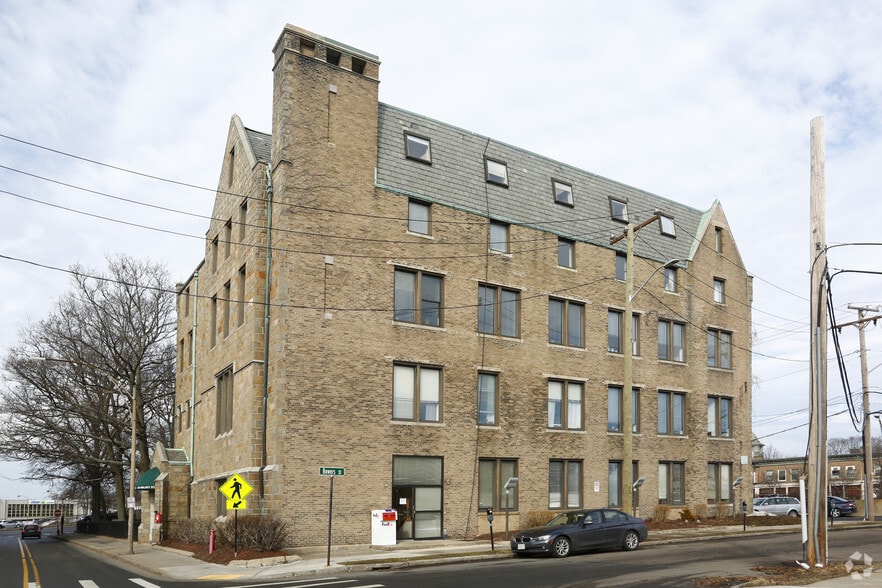 288 Walnut St, Newton, MA for lease - Building Photo - Image 1 of 20