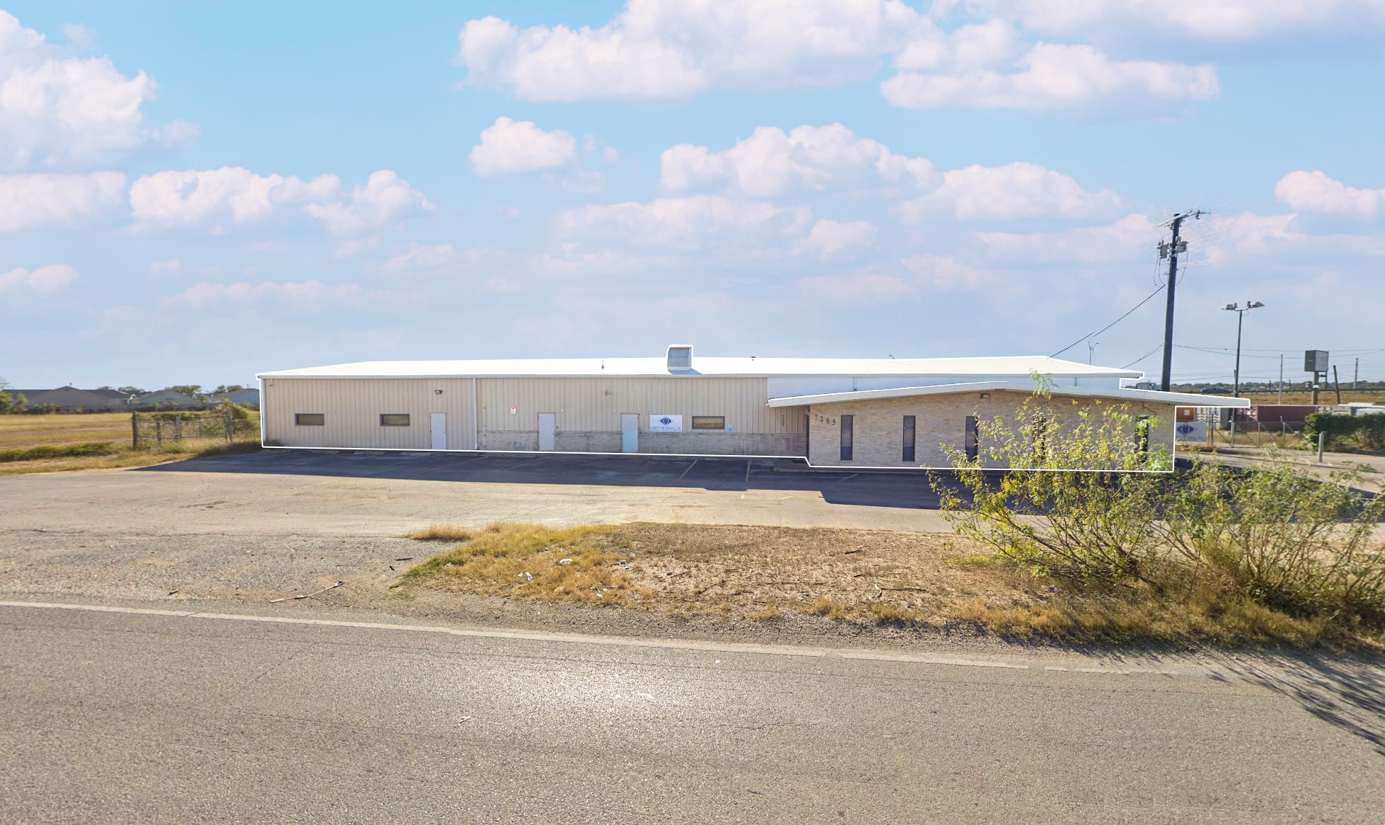 7205 S WW White Rd, San Antonio, TX for lease Building Photo- Image 1 of 5