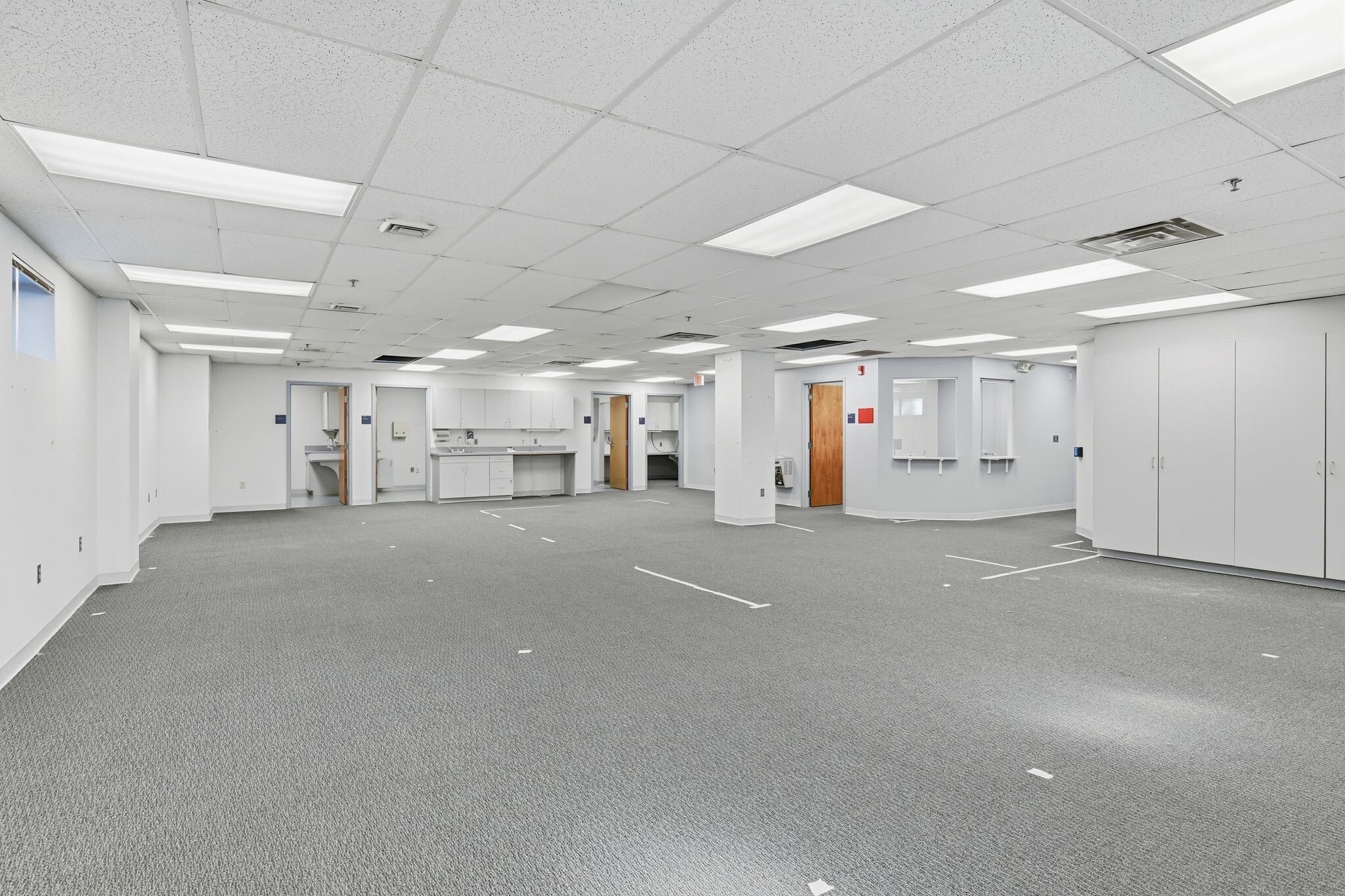 294 N Main St, East Longmeadow, MA for lease Interior Photo- Image 1 of 5