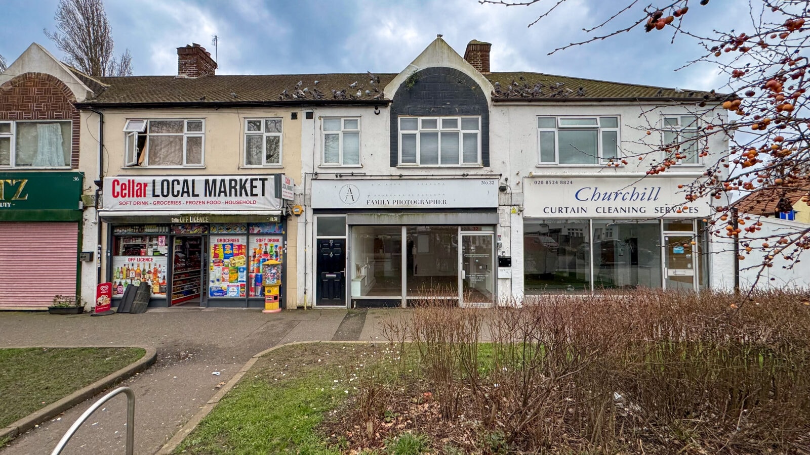 32 Kings Rd, London for lease Primary Photo- Image 1 of 5