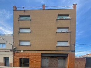 Retail in VILANOVA DEL CAMÍ, Barcelona for lease Building Photo- Image 1 of 12