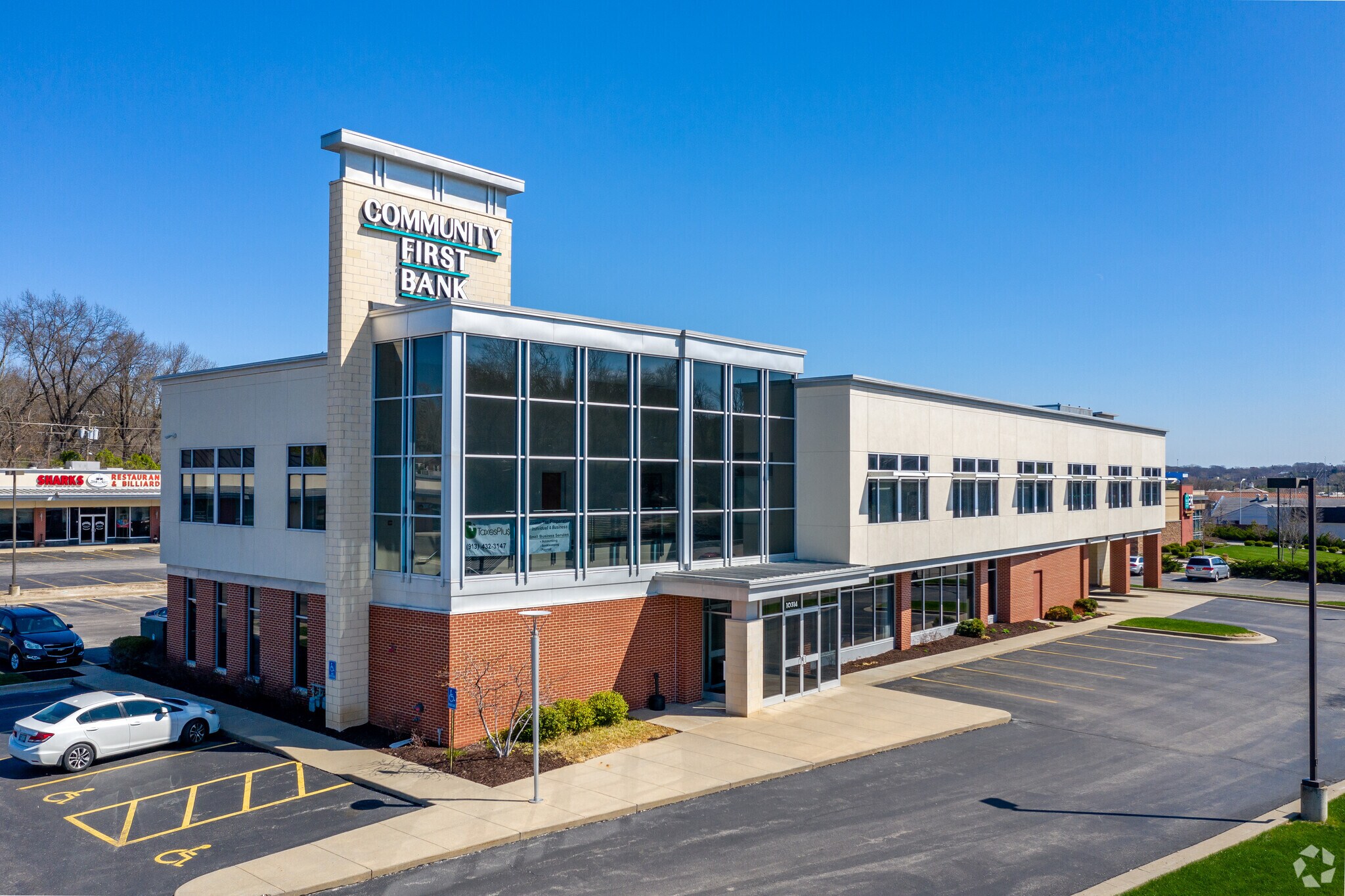 10314 Shawnee Mission Pky, Shawnee, KS for sale Primary Photo- Image 1 of 1