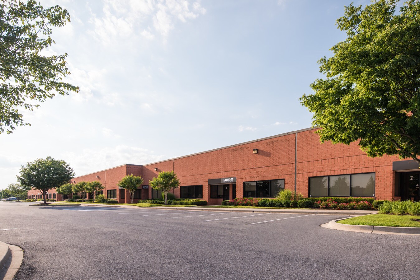 5112 Pegasus Ct, Frederick, MD 21704