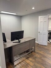 118 Coalpit Hill Rd, Danbury, CT for lease Interior Photo- Image 2 of 7