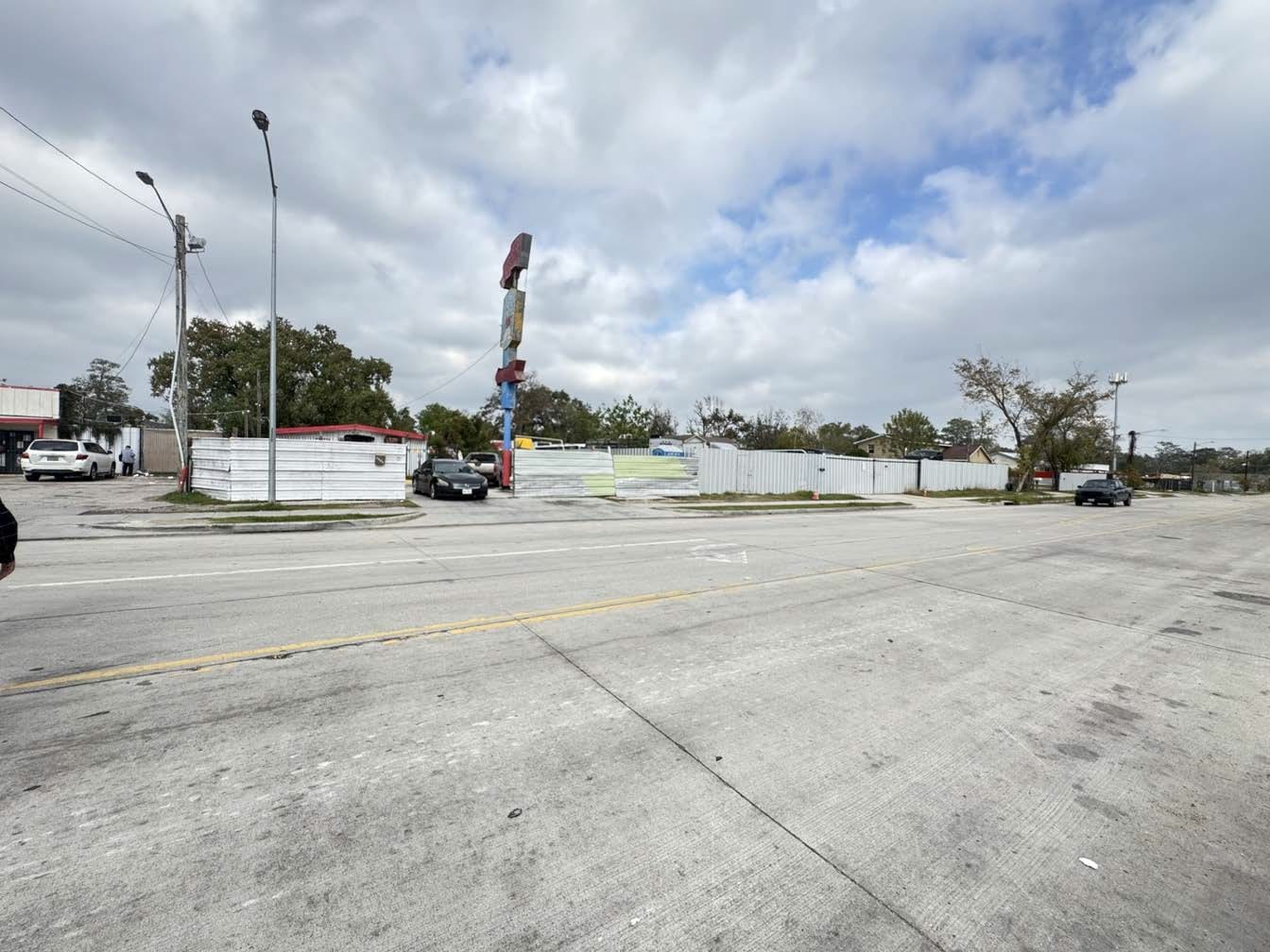 4905 Laura Koppe Rd, Houston, TX for sale Primary Photo- Image 1 of 2