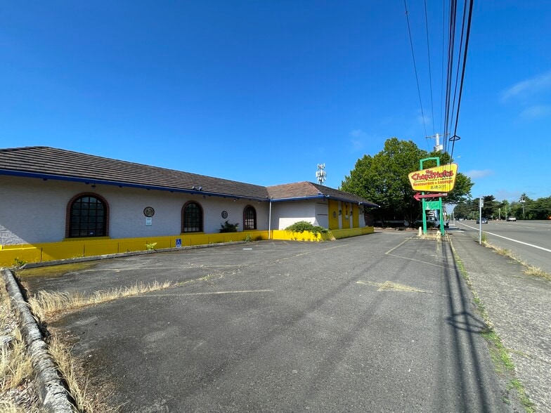 7601 E Mill Plain Blvd, Vancouver, WA for sale - Building Photo - Image 2 of 3