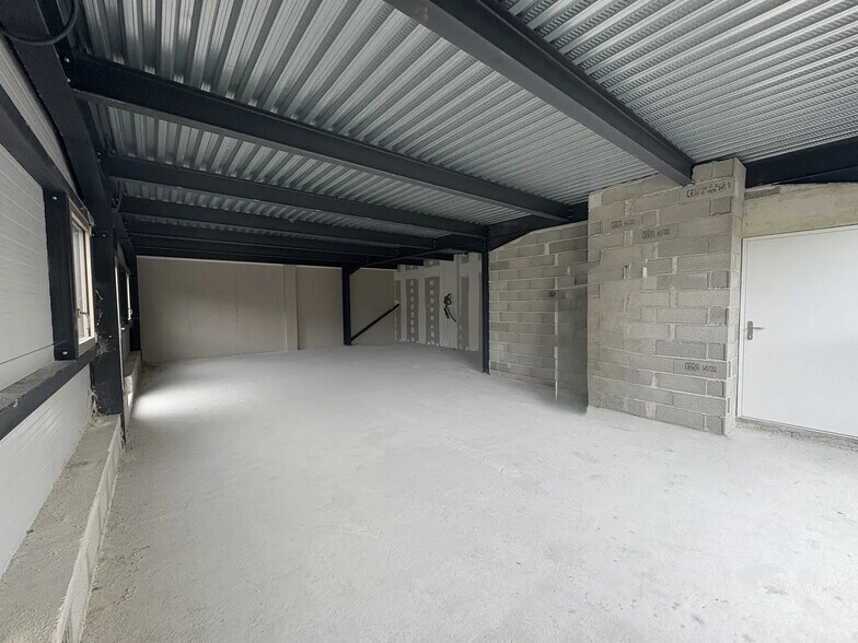 Retail in Châteaurenard for sale - Building Photo - Image 2 of 5