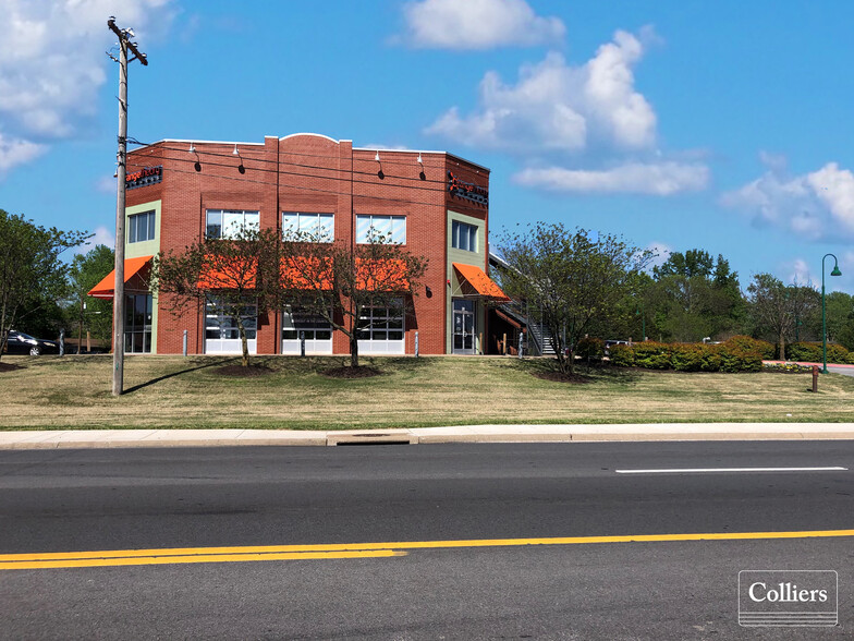 1201 S Walton Blvd, Bentonville, AR for lease - Building Photo - Image 3 of 9