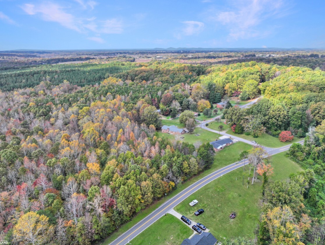 01 Lincoln Village Drive, Statesville, NC for sale Aerial- Image 1 of 19