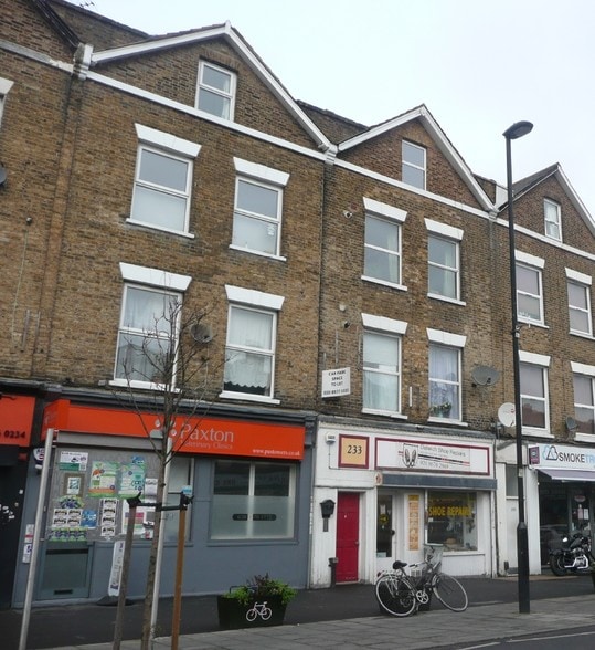 233 Gipsy Rd, London for sale - Primary Photo - Image 1 of 1