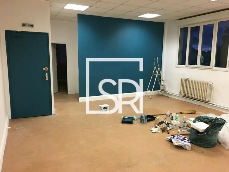 Office in Vichy for sale - Building Photo - Image 1 of 10