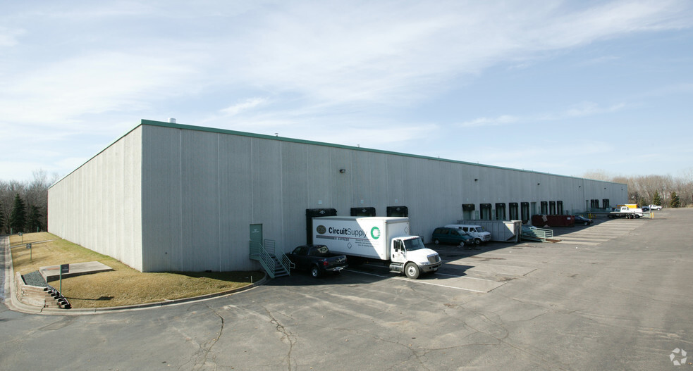 13200 N 10th Ave, Plymouth, MN for lease - Building Photo - Image 2 of 4