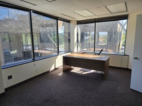 814 W Diamond Ave, Gaithersburg, MD for lease Interior Photo- Image 2 of 3