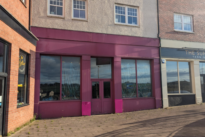 Unwin Ave, Rosyth for lease Building Photo- Image 1 of 1