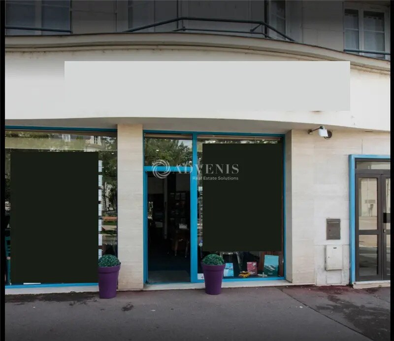 Retail in Périgueux for lease Building Photo- Image 1 of 10