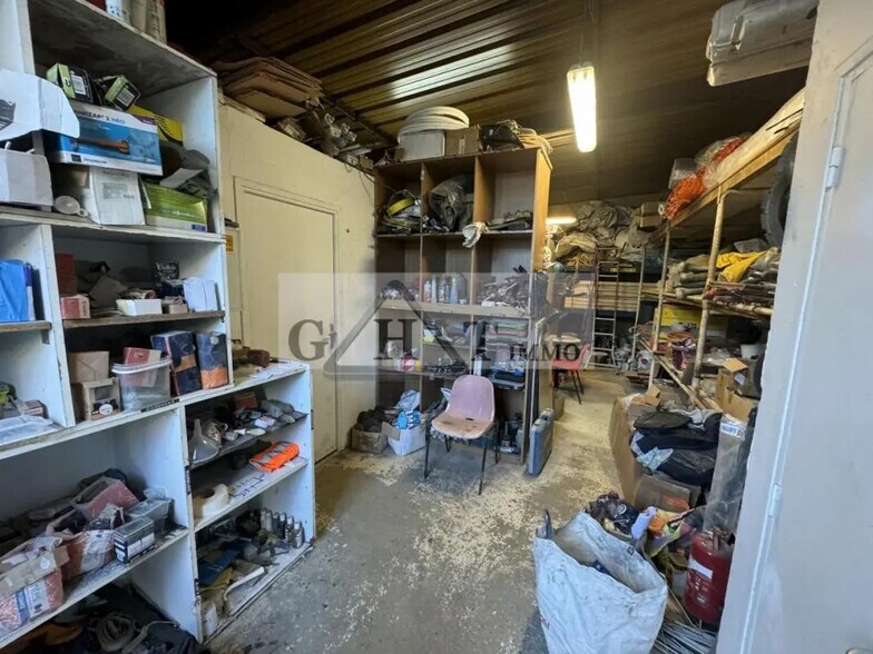 Industrial in Bobigny for sale - Building Photo - Image 2 of 4