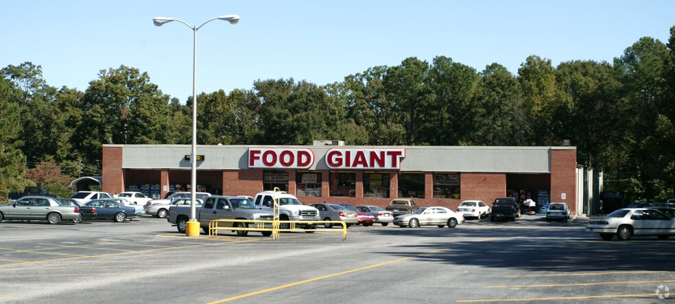 145 Hueytown Plz, Bessemer, AL for sale - Building Photo - Image 3 of 9