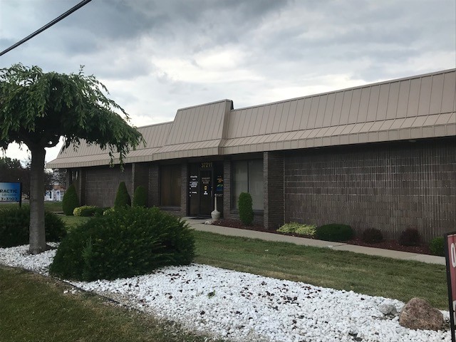 37211 Harper Ave, Clinton Township, MI for lease - Building Photo - Image 2 of 2