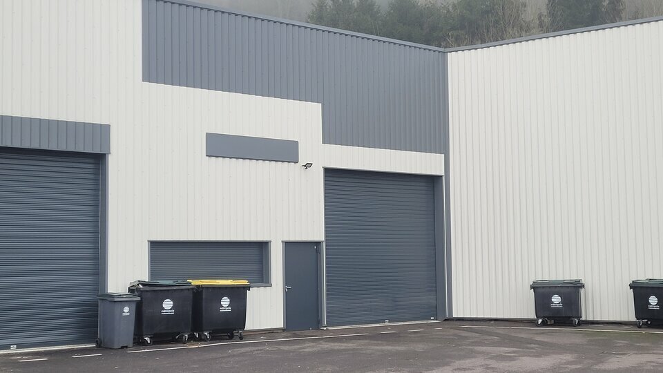 Flex in BAPEAUME-LES-ROUEN for lease Building Photo- Image 1 of 7