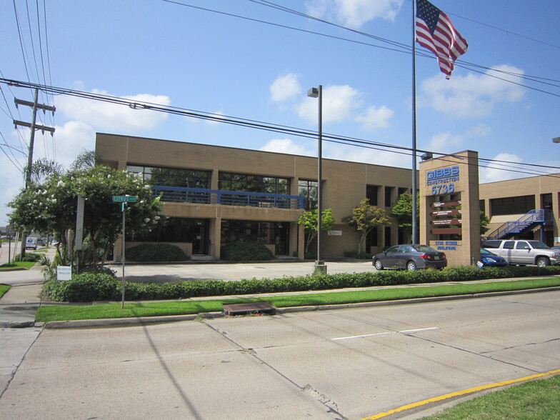 5740 Citrus Blvd, New Orleans, LA for lease - Building Photo - Image 1 of 7