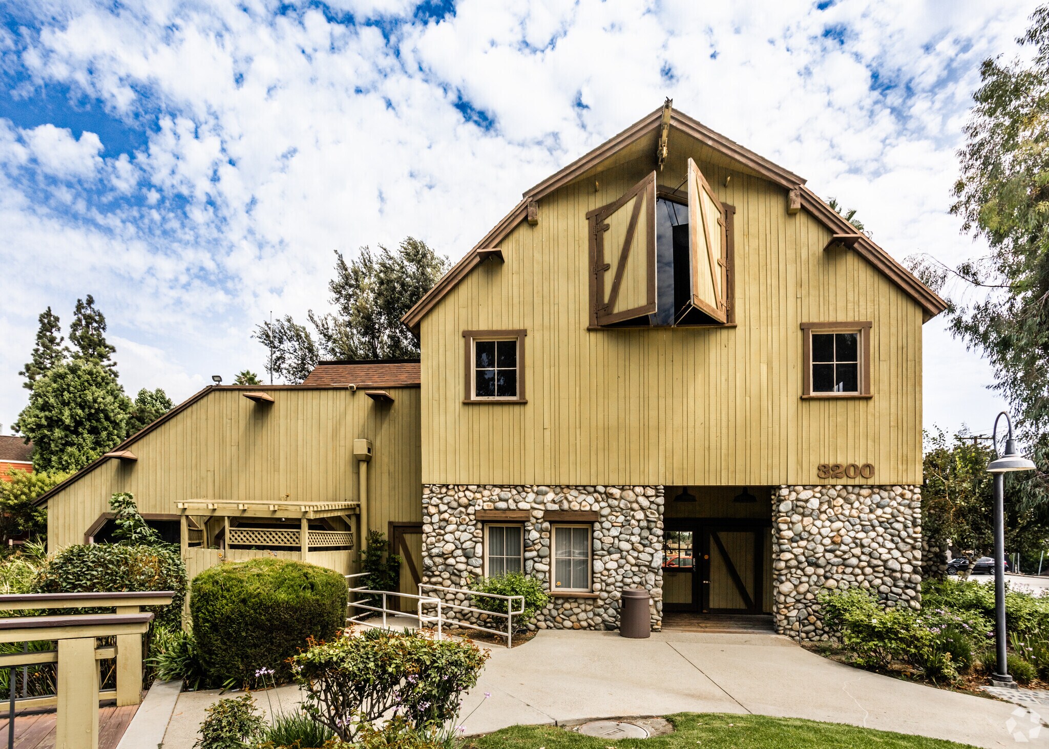 3200 Rosemead Blvd, El Monte, CA 91731 Office for Lease