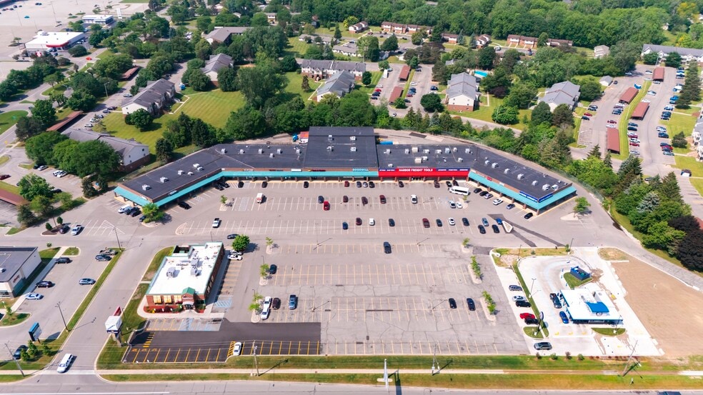 6250 S Cedar St, Lansing, MI for lease - Building Photo - Image 3 of 12