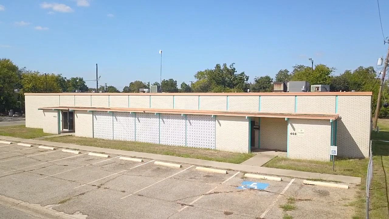 402 E Guadalupe St, Victoria, TX for sale Building Photo- Image 1 of 30