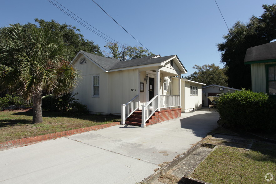 2133 Dorchester Rd, North Charleston, SC for lease - Primary Photo - Image 1 of 12