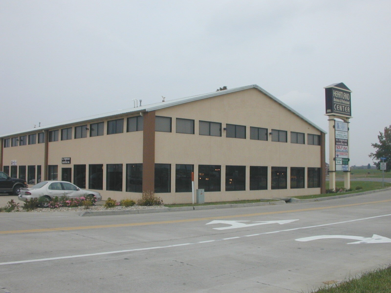 4501 W Deyoung St, Marion, IL for lease Building Photo- Image 1 of 14