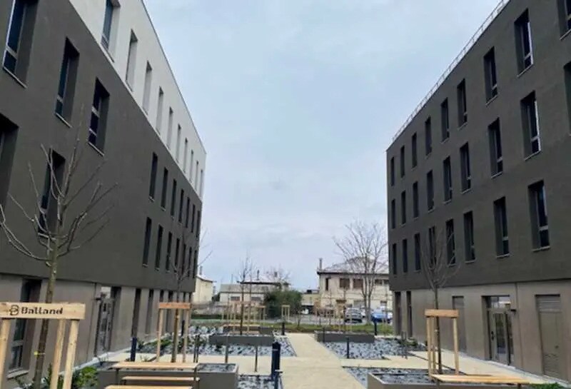 22 Avenue Jean Jaurès, Décines-Charpieu for sale - Building Photo - Image 3 of 10