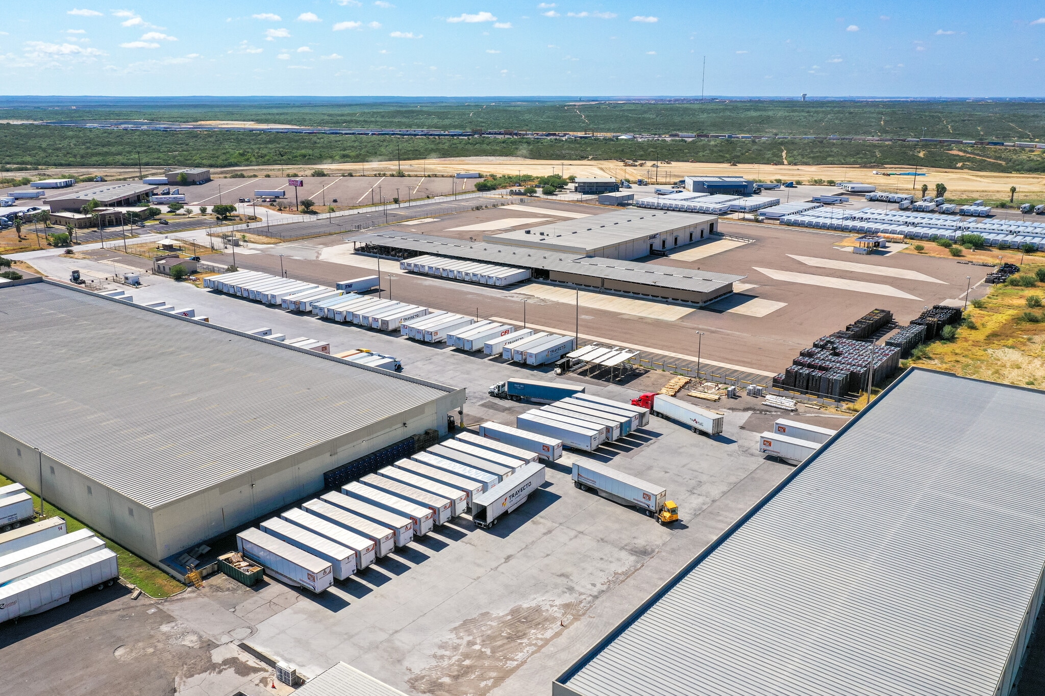 13145 S Unitec Dr, Laredo, TX for lease Building Photo- Image 1 of 8