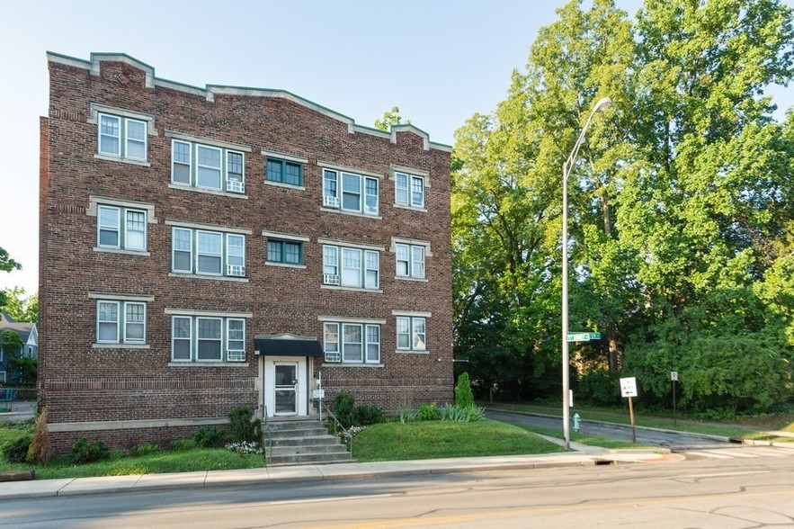 5345 E Washington St, Indianapolis, IN for sale - Building Photo - Image 1 of 1