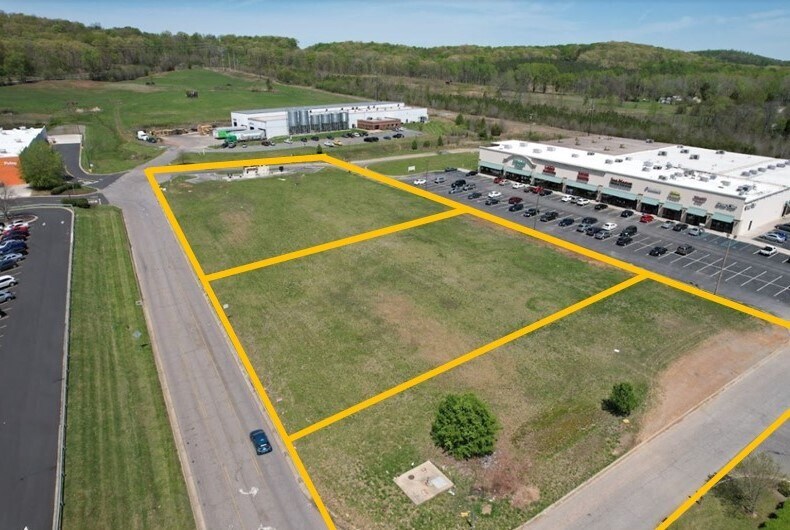 Commerce Drive, Mayodan, NC for sale Building Photo- Image 1 of 1