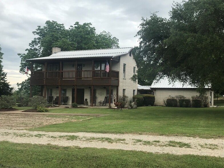 2025 FM 221, Pottsville, TX for sale - Primary Photo - Image 1 of 1