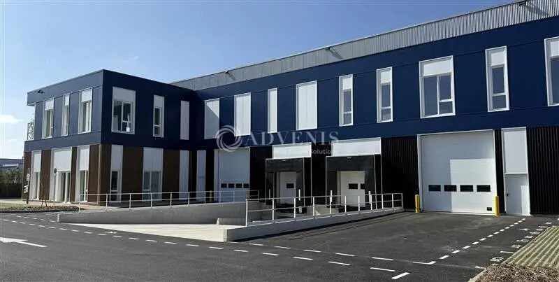 Flex in Moissy-Cramayel for lease - Building Photo - Image 1 of 12