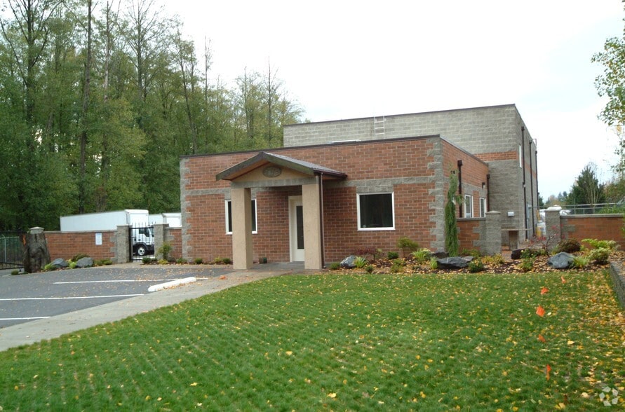 2330 106th St SW, Everett, WA for sale - Building Photo - Image 3 of 5