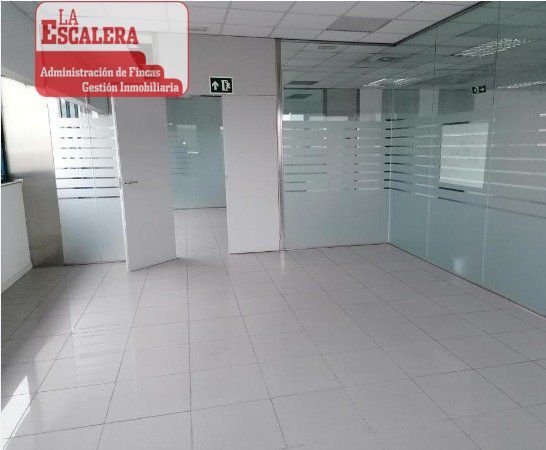 Industrial in Badalona, Barcelona for sale - Interior Photo - Image 2 of 2