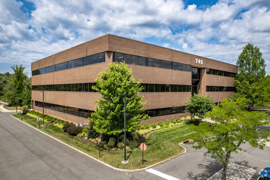 745 US-202, Bridgewater, NJ for lease - Building Photo - Image 1 of 9