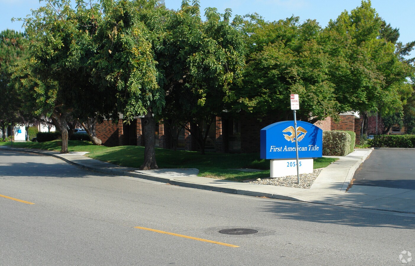 20545 Valley Green Dr, Cupertino, CA 95014