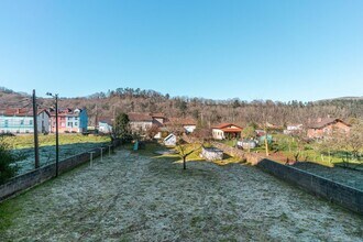 Villamayor, 71, Piloña, AST - AERIAL  map view