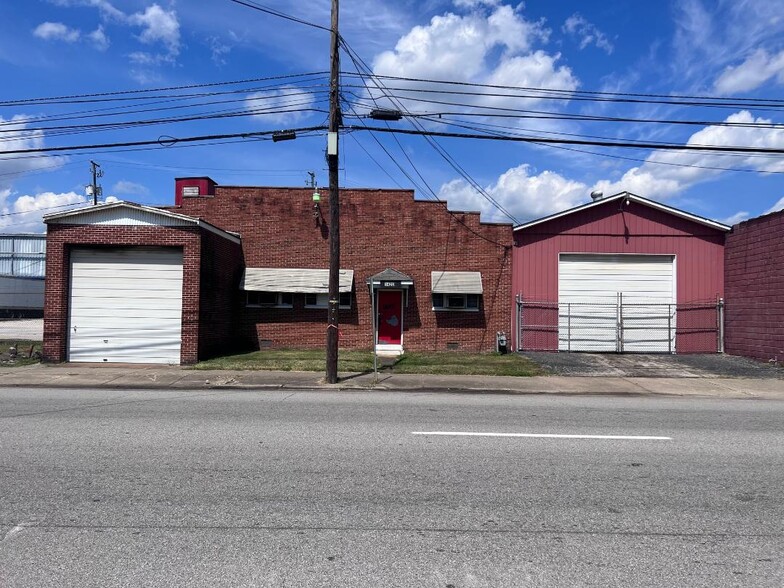 1420 Adams Ave, Huntington, WV for sale - Building Photo - Image 1 of 8