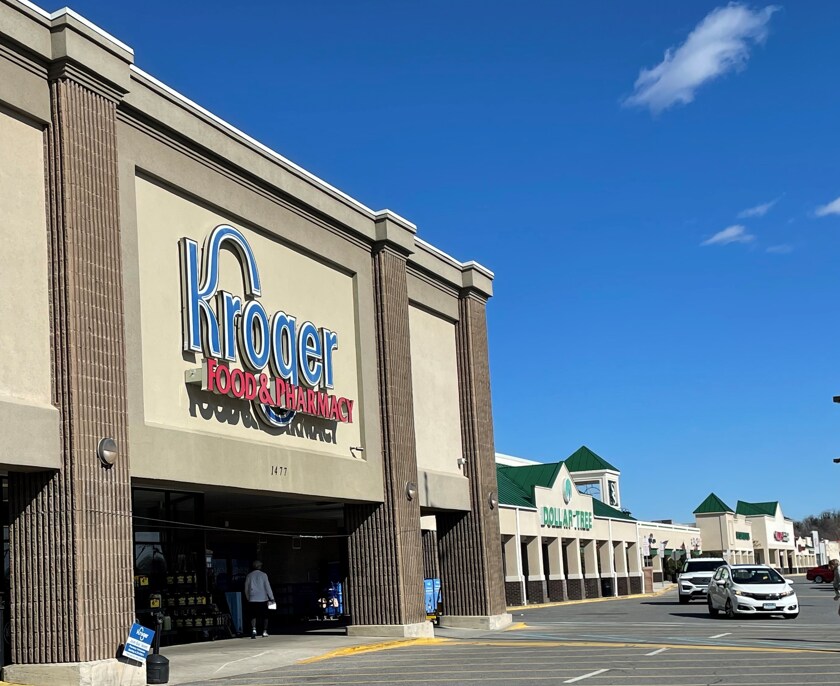 1435-1477 W Main St, Salem, VA for sale Primary Photo- Image 1 of 1