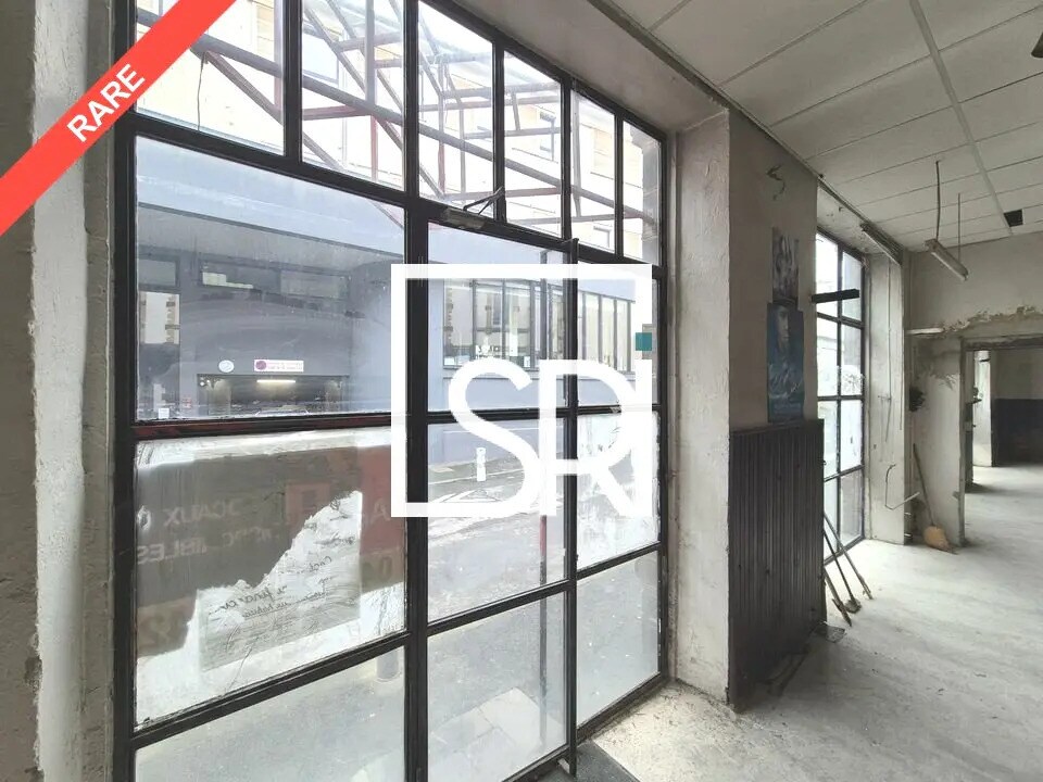 Retail in Clermont-Ferrand for lease Building Photo- Image 1 of 13
