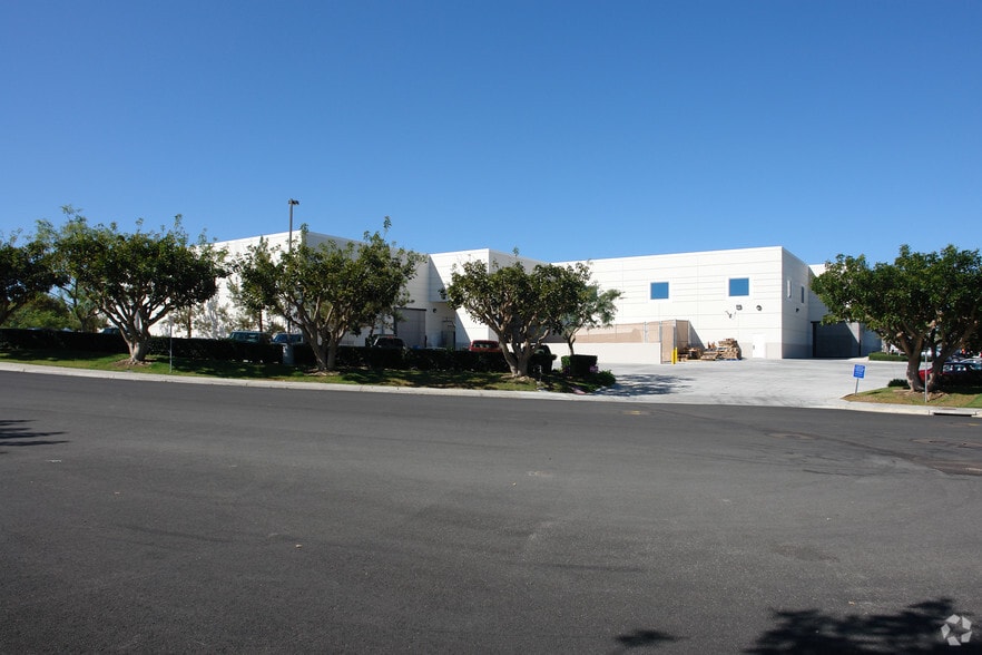 1822 Aston Ave, Carlsbad, CA for lease - Building Photo - Image 3 of 3